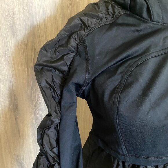 Lululemon Super Tracker Jacket - Picture 7 of 10